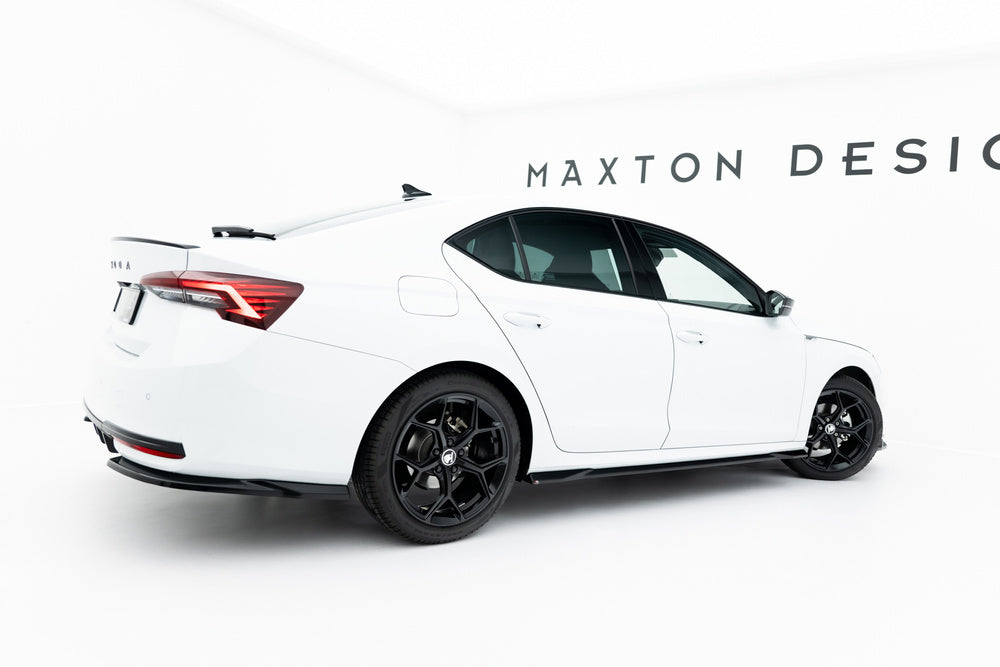 Seitenschweller Erweiterung für Skoda Octavia Sportline Liftback / Combi Mk4 Facelift von Maxton Design