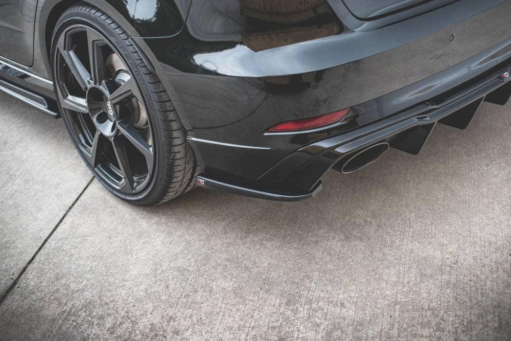 Seitliche Heck Diffusor Erweiterung V.2 für Audi RS3 8V FL Sportback von Maxton Design