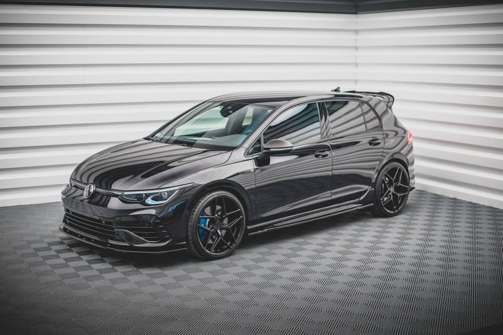 Seitenschweller Erweiterung V.2 mit Flaps für VW Golf 8 GTI / GTI Clubsport von Maxton Design