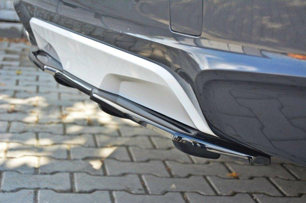 Zentraler Hinterer Splitter mit vertikalen Flaps für BMW X4 F26 M-Paket von Maxton Design