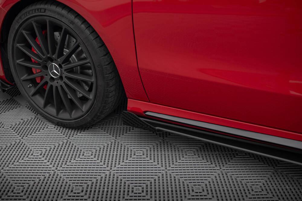 Seitenschweller Erweiterung Street Pro mit Flaps für Mercedes-Benz A45 AMG W176 von Maxton Design