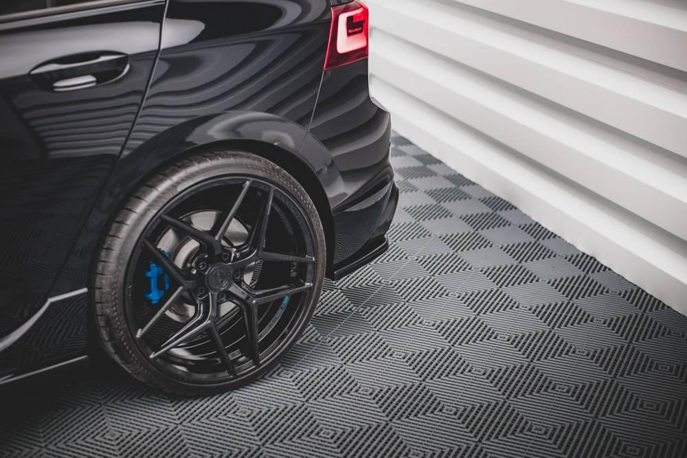 Seitliche Heck Diffusor Erweiterung V.3 für VW Golf 8 GTI von Maxton Design