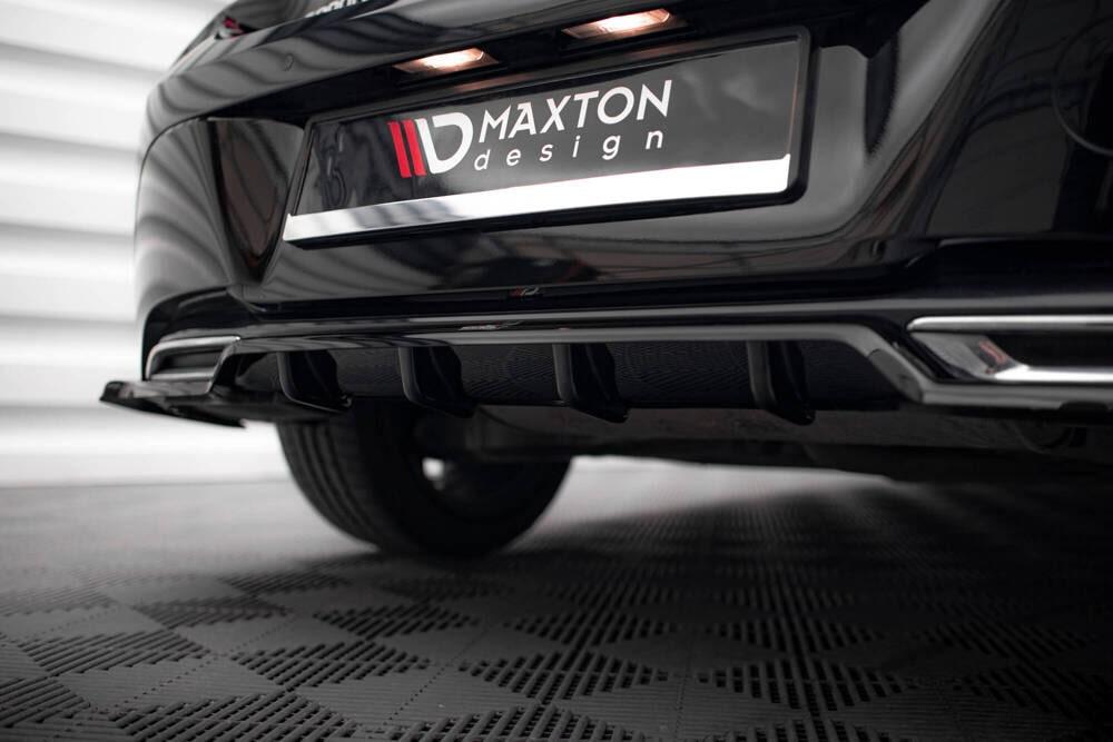 Zentraler Hinterer Splitter V.2 für Toyota Corolla E210 Hatchback von Maxton Design