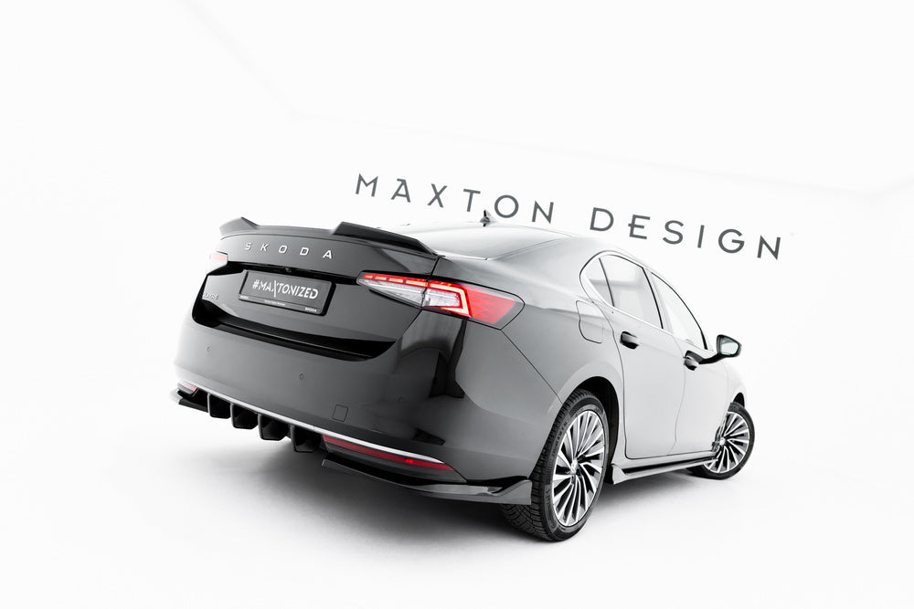 Seitliche Heck Diffusor Erweiterung V.2 für Skoda Superb Mk4 von Maxton Design
